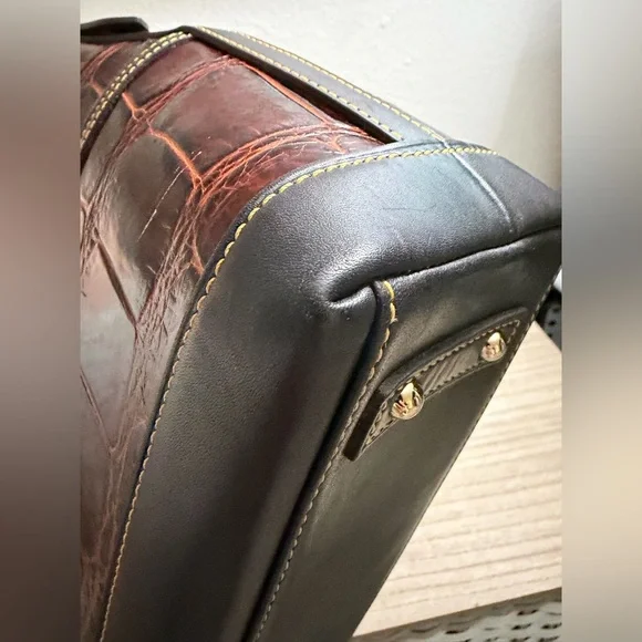 Dooney & Bourke Crocodile Leather Hobo Shoulder Bag Cognac - Picture 14 of 14